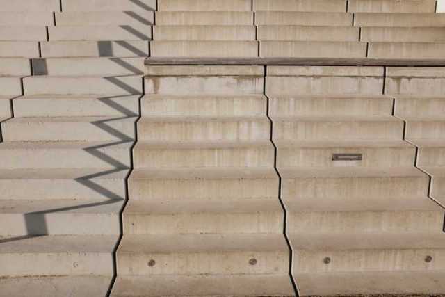 Входная лестница из бетона