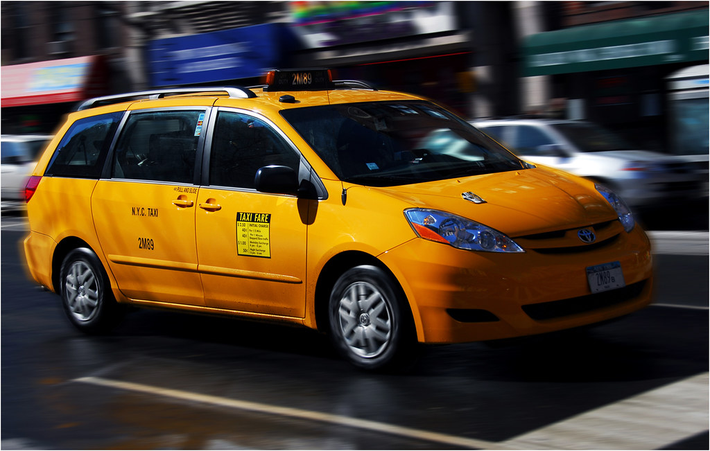 Лучшее решение для большой компании: такси минивэн