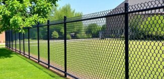 Как выбрать забор из сетки рабица: просто, надежно и без лишних трат Как выбрать забор из сетки рабица: просто, надежно и без лишних трат